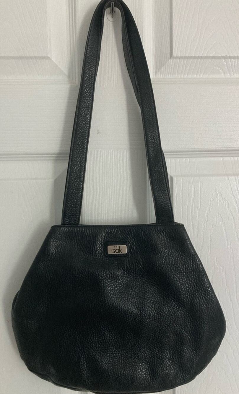 The Sak - 90s Mom Y2K Vintage Black Pebbled Leather Shoulder Bag
